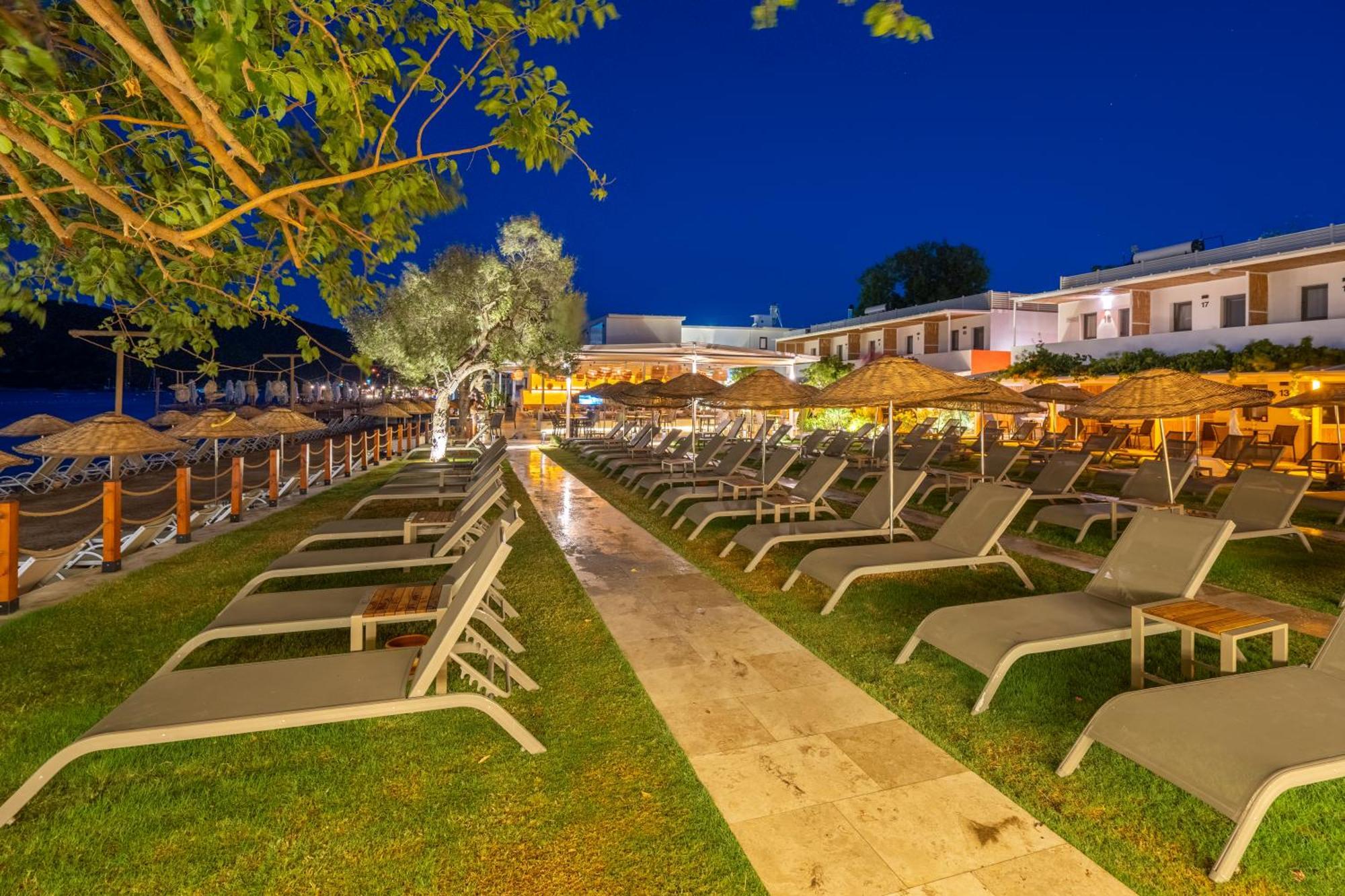 Daphnis Hotel Golturkbuku Exterior foto